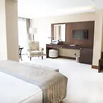 Hotel Grand Aras & 4*