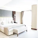 Hotel Grand Aras & 4*