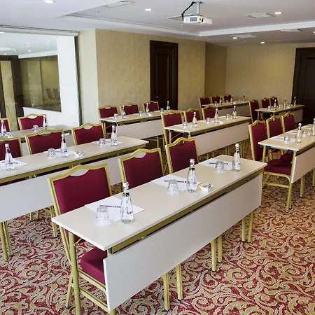 Otel Grand Aras &