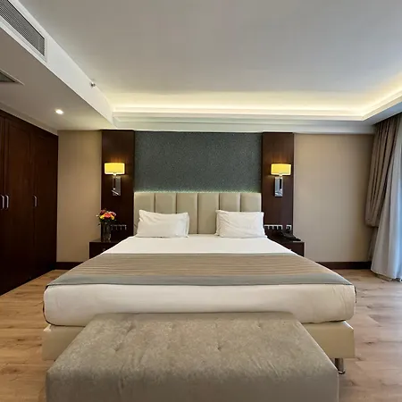 Grand Aras & Otel 4*