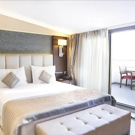 Grand Aras & Hotel Provincia di Istanbul