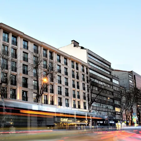 Grand Aras & 4* Istanbul